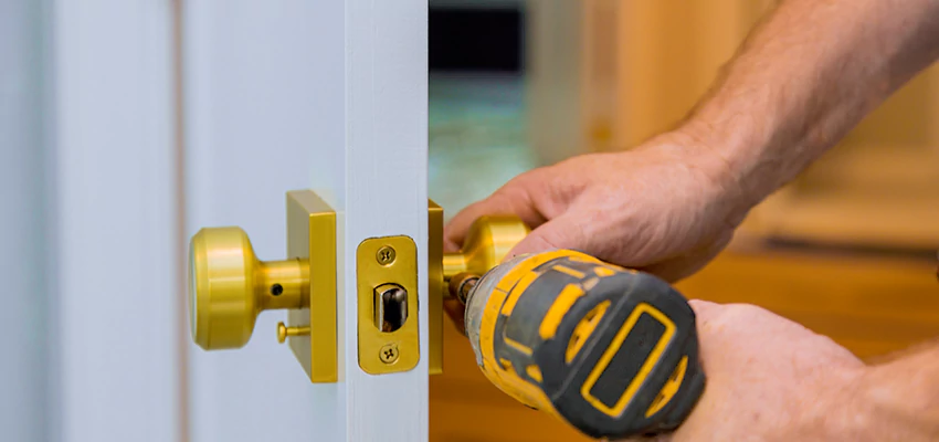 Local Locksmith For Key Fob Replacement in Pine Hills, Florida