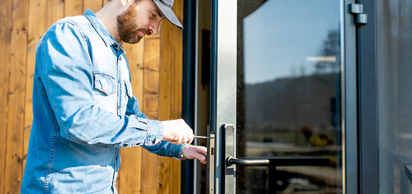 Frameless Glass Storefront Door Locks Replacement in Pine Hills, FL