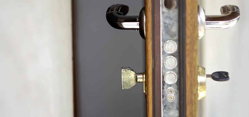 Holiday Emergency Locksmith in Pine Hills, Florida