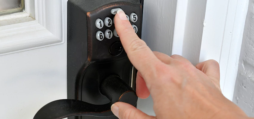 High-security Code Lock Ideas in Pine Hills, Florida