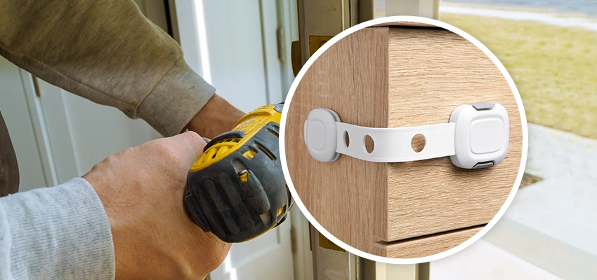 Childproof Sliding Door Locks in Pine Hills, FL