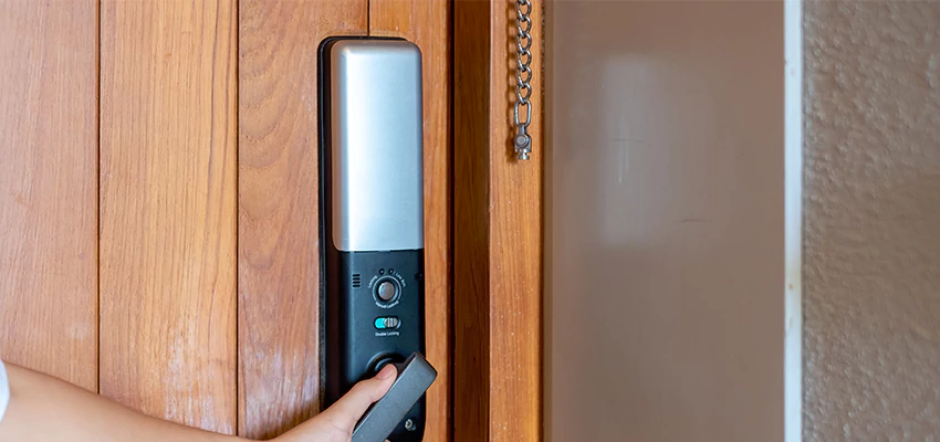 Home Security Electronic Locks Upgrades in Pine Hills, FL